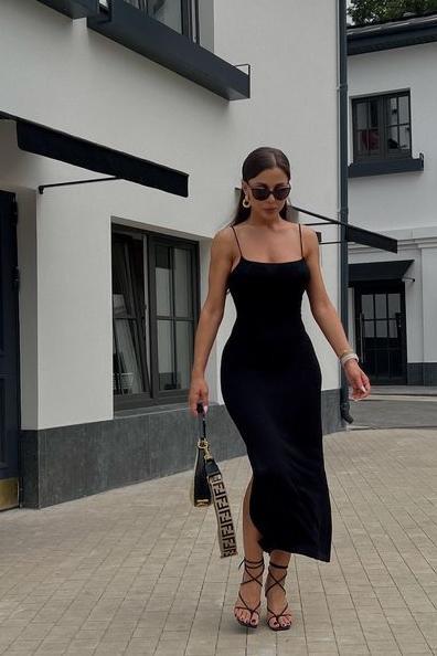 Наташа проститутка интим салон СПб у метро Елизаровская ретро салоны проституток